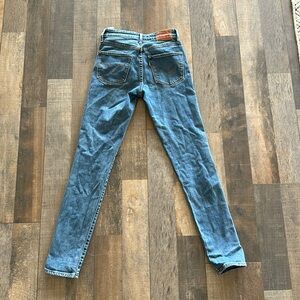 Levi Strauss 24 waist high rise skinny jeans